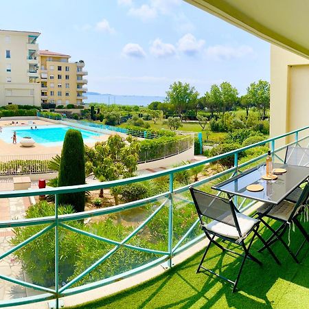 1 Bedroom Sea View, Swimming Pool, Beach On Foot, Parking อองทีบส์ ภายนอก รูปภาพ